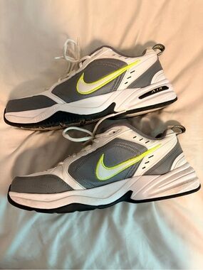 Nike Grey & White Comfort Walking Shoes